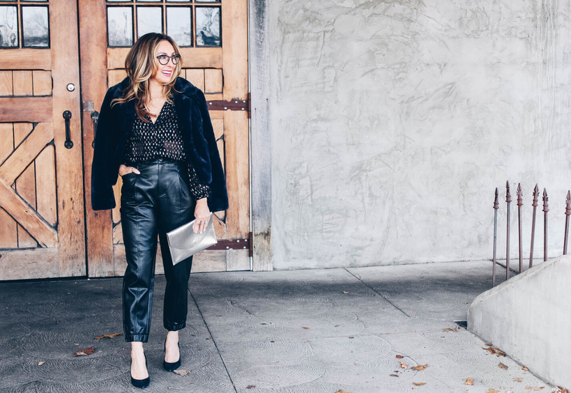 Кожаные брюки: с чем и как их носить этой осенью