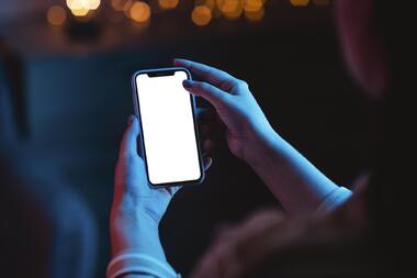 Ученые из Оксфорда нашли взаимосвязь между подростковой депрессией и соцсетями