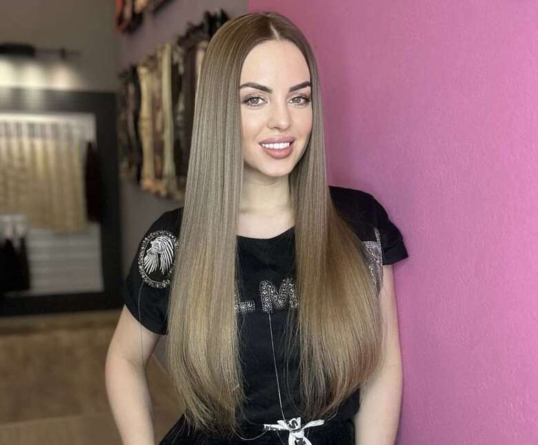 ЮЛИЯ ЕФРЕМЕНКОВА