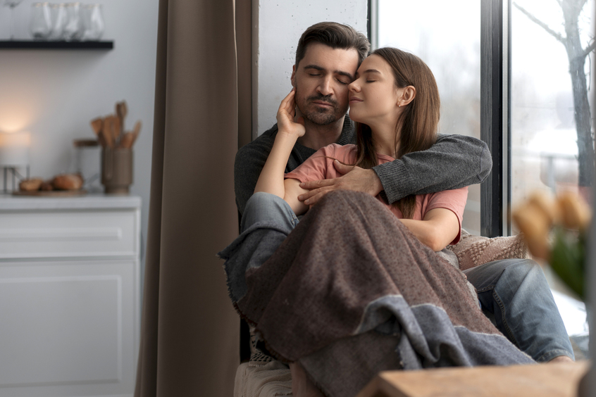 Отношения с пониманием: как научиться слушать и принимать партнера