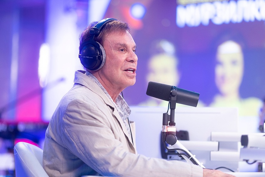 «Я стендапер со стажем»: Ефим Шифрин рассказал о своей миссии в жизни