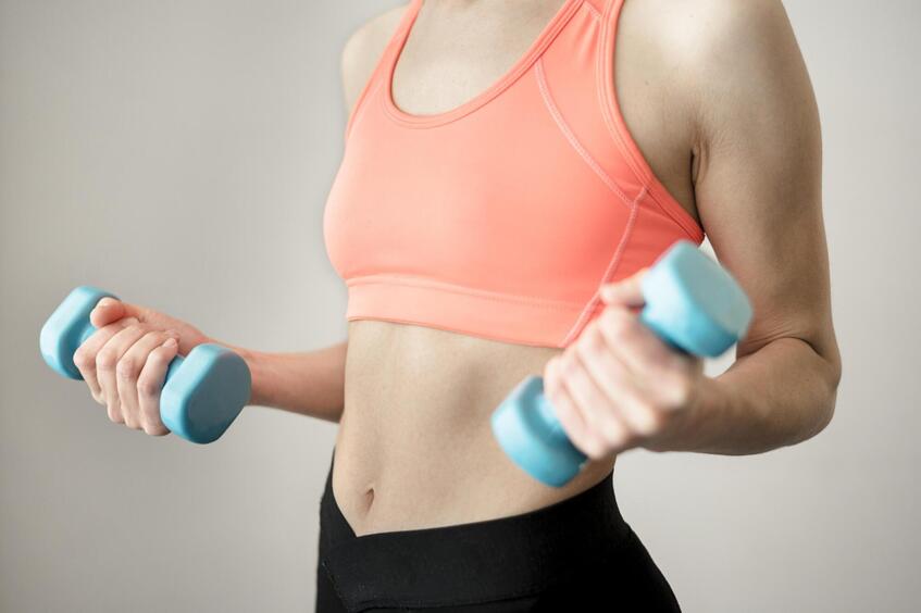 Семь упражнений для красивых и подтянутых рук