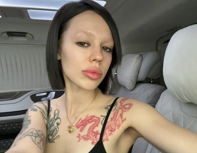 «Не пугай людей!»: Инстасамка ужаснула снимком ягодиц