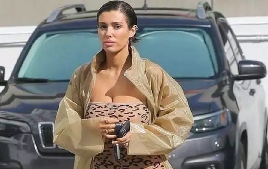 Бьянка Цензори опубликовала совместное фото с сестрой: «Сломали интернет»