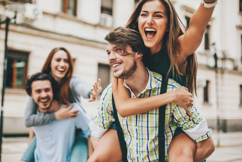 Признаки, что ваша подруга соблазняет вашего мужа: и что с этим делать