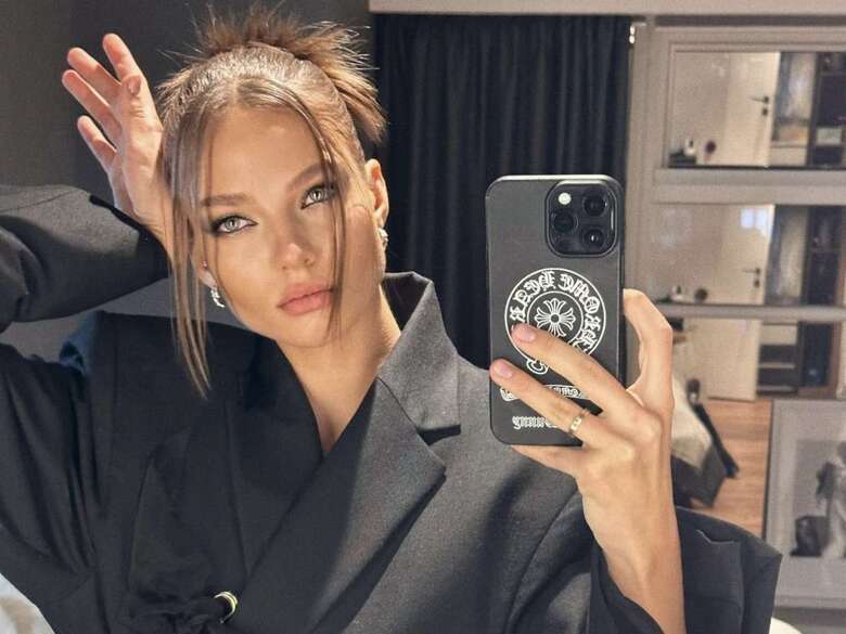 Кафельникова показала отдых с трехлетней дочкой на Бали