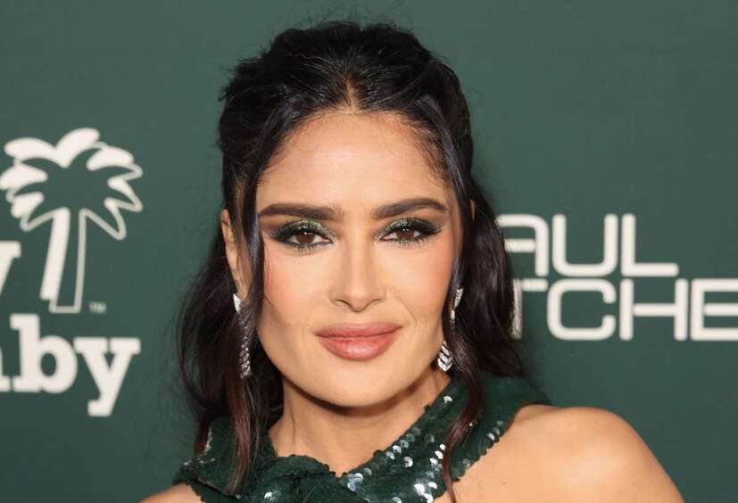 57-летняя Сальма Хайек сразила публику красотой на мероприятии