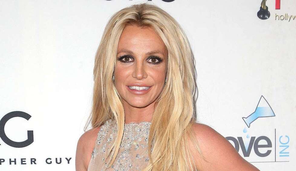 Бритни Спирс порвала со своим домработником с уголовным прошлым