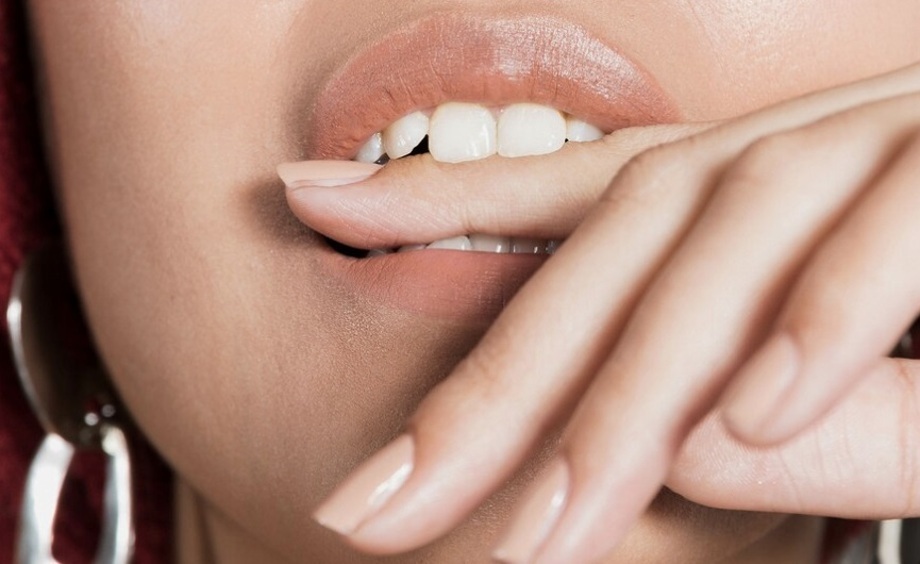 SPF для губ: что это и почему вам нужны эти средства