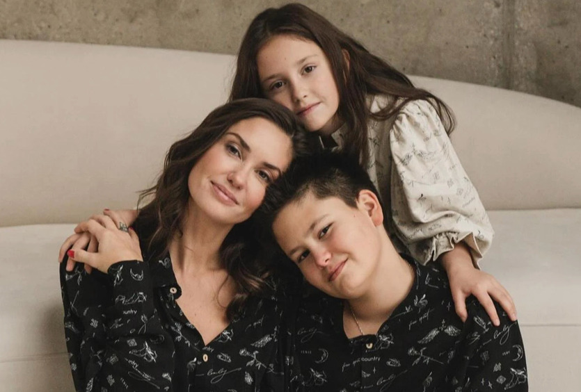 «Никому не позволю тебя тревожить»: Муцениеце готова биться в суде за детей