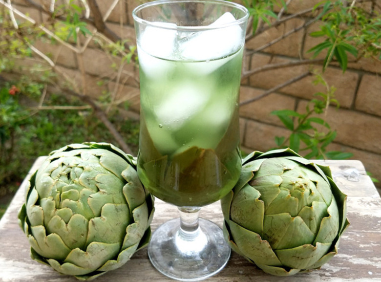Француженки пьют артишоковую воду по утрам: зачем и почему вам тоже нужно