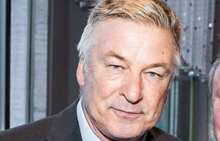 Алек Болдуин поздравил жену с 12 годовщиной брака: «Ты мой дар»