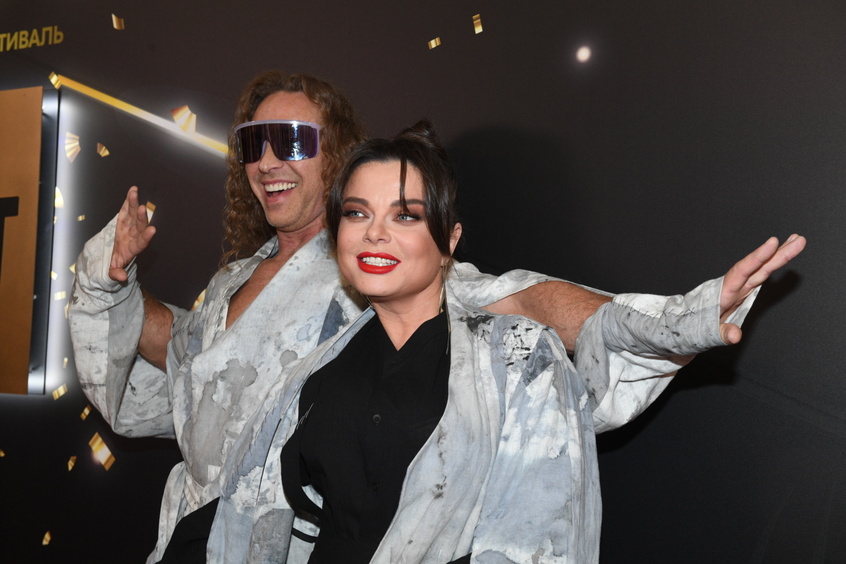 «В фонтане администрации»: Королева и Тарзан рассказали о необычных местах для секса