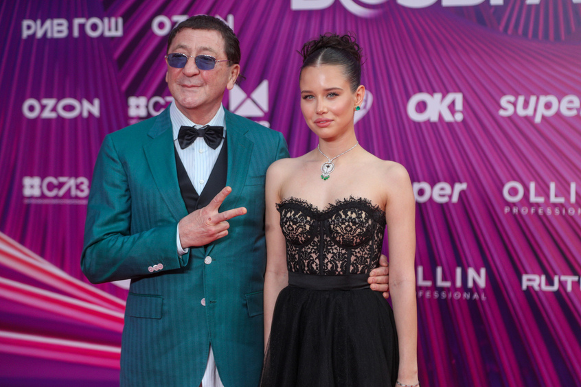 Григорий Лепс — об отношениях с 18-летней избранницей: «Она пока думает»