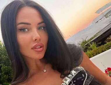 Решетова закрыла комментарии к постам после обвинений Алсу