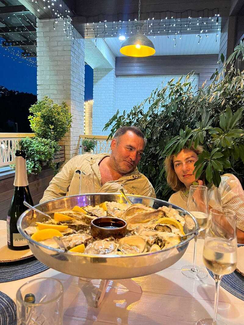 с супругой Юлией