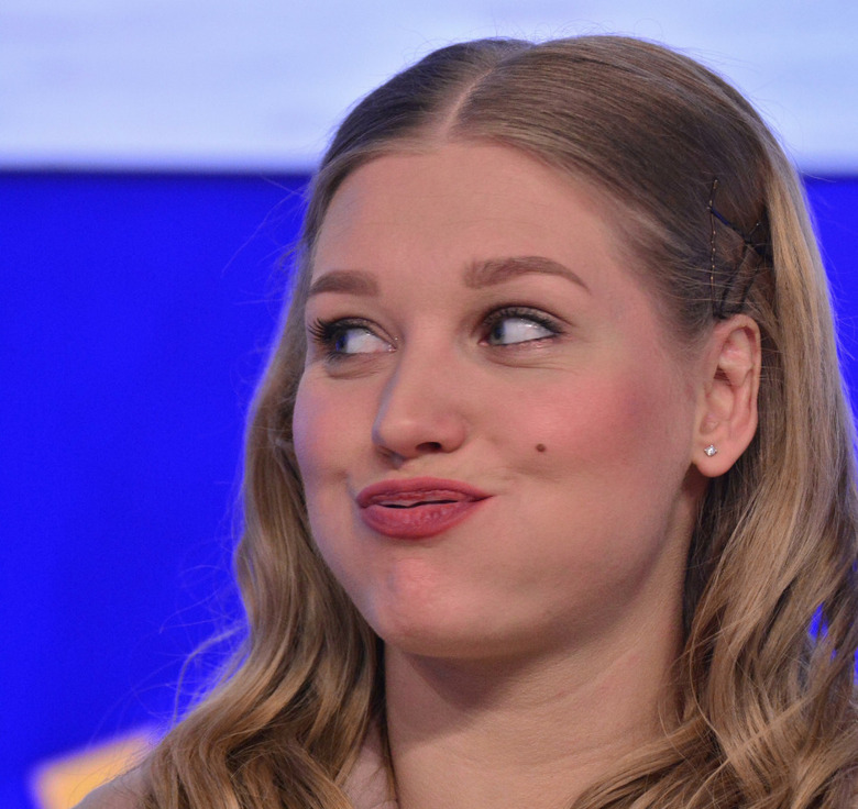 Асмус уколола Харламова: «Деньги зарабатывает на следующий раздел имущества»