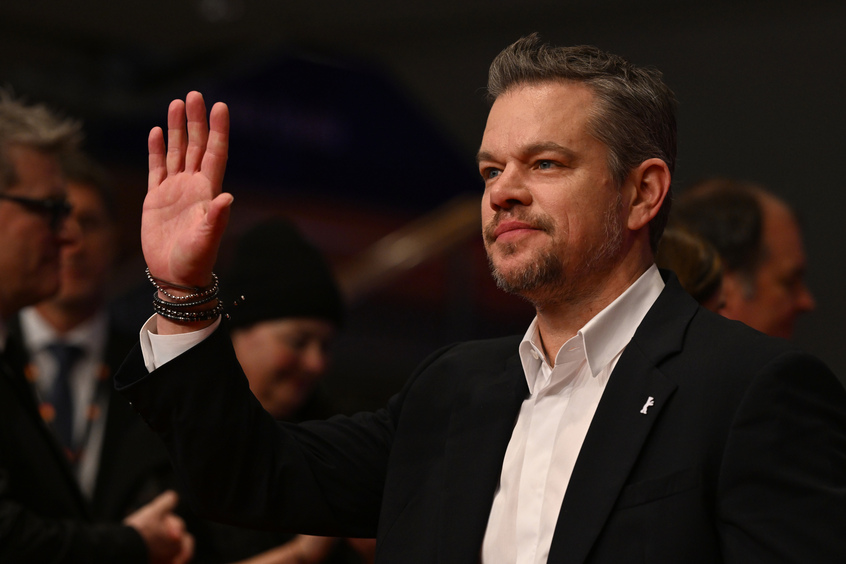 Мэтт Дэймон с супругой появились на выпускном дочери Изабеллы