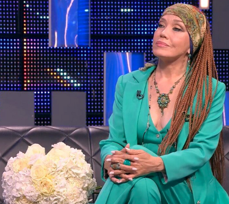 «В тот день разрушилась моя жизнь»: Азиза отреагировала на решение суда