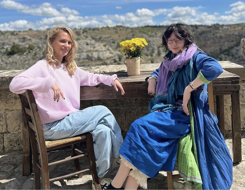 «Я вижу себя бабушкой»: Глюк’оZa прокомментировала слухи о беременности дочки