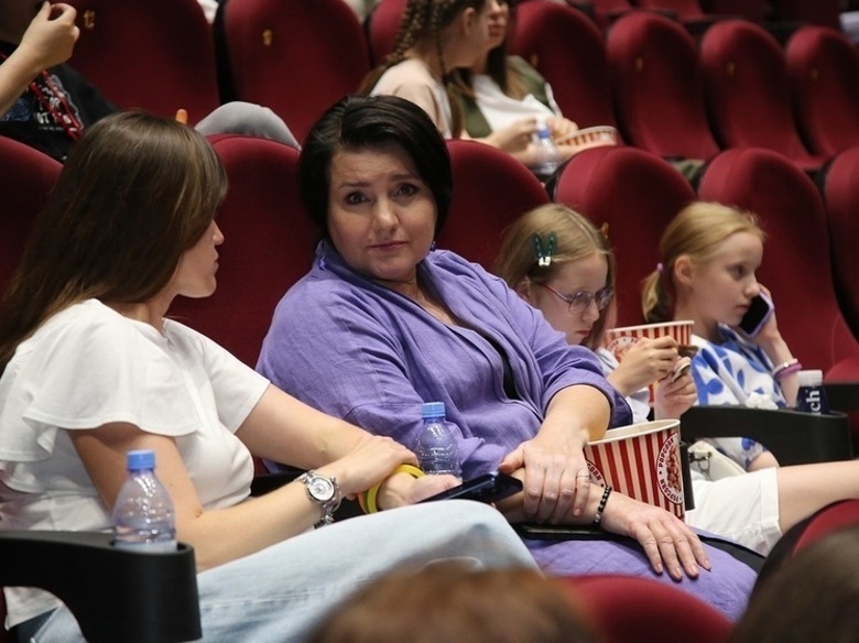 Инга Оболдина показала свою 12-летнюю дочь