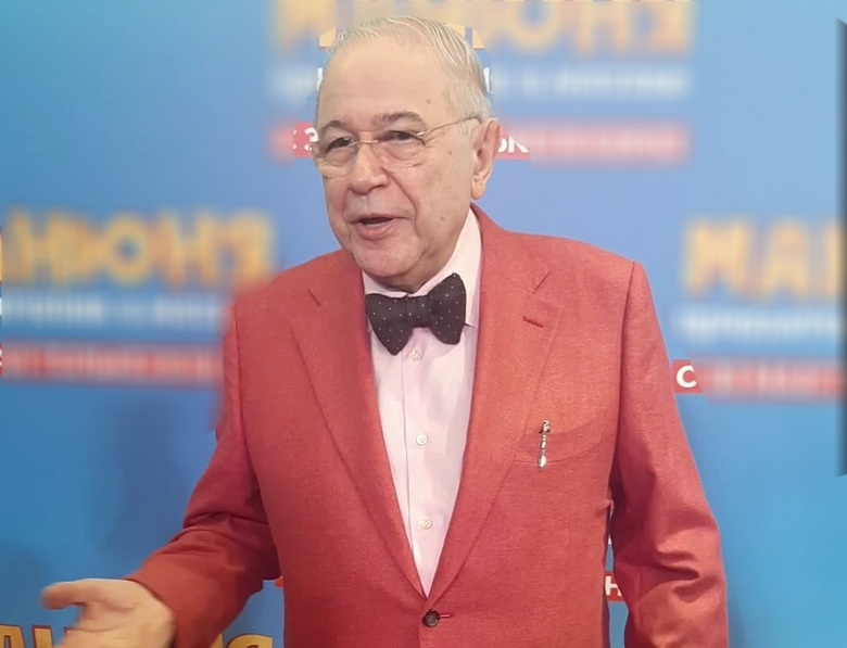 Евгений Петросян