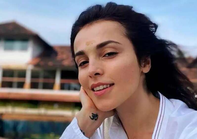 Сати Казанова требует полмиллиона рублей за отмену концерта в день траура в «Крокусе»