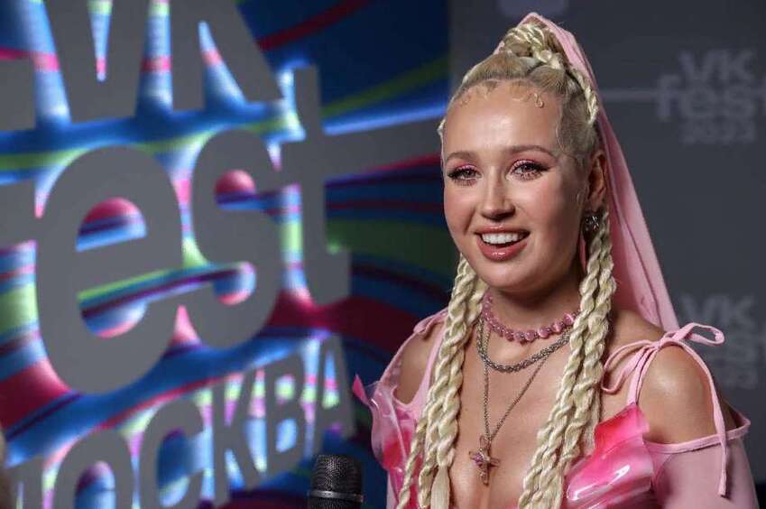 Клава Кока рассказала о своем избраннике: «Обычно тушит конфликт он»