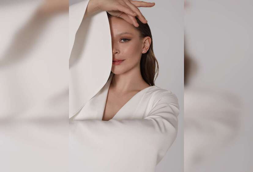 Юлия Пересильд показала фигуру в купальнике на отдыхе в Таиланде