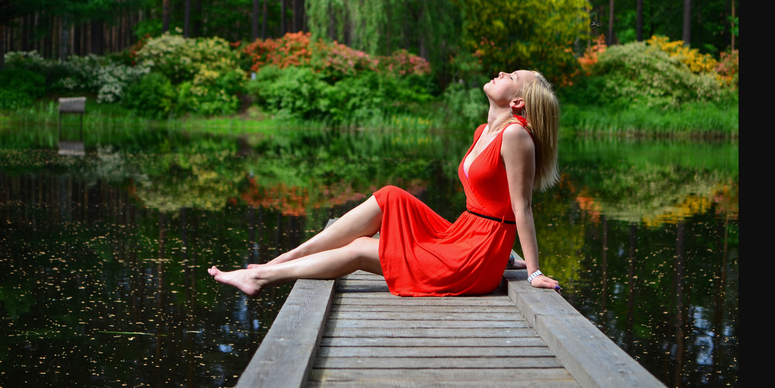 Сарафан: какие модные, с чем сочетать и как носить летом 2024