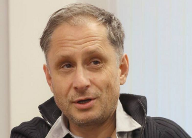 Главред «Фонтанки» объяснил обыски у журналистки Клочковой: «Знакомая Захарова»