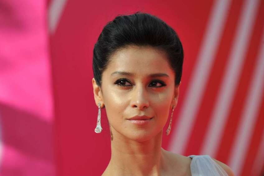 Равшана Куркова