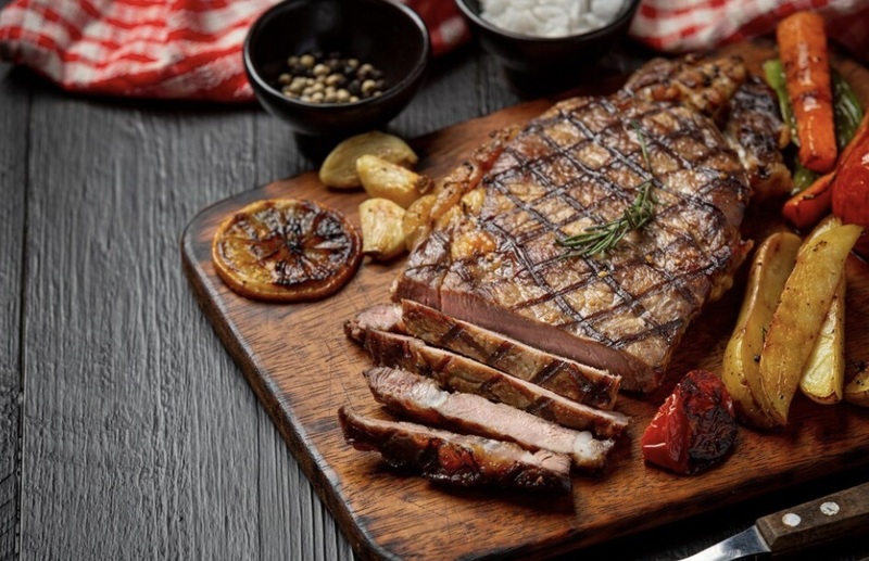 без правильного гриля невозможно приготовить идеальный стейк