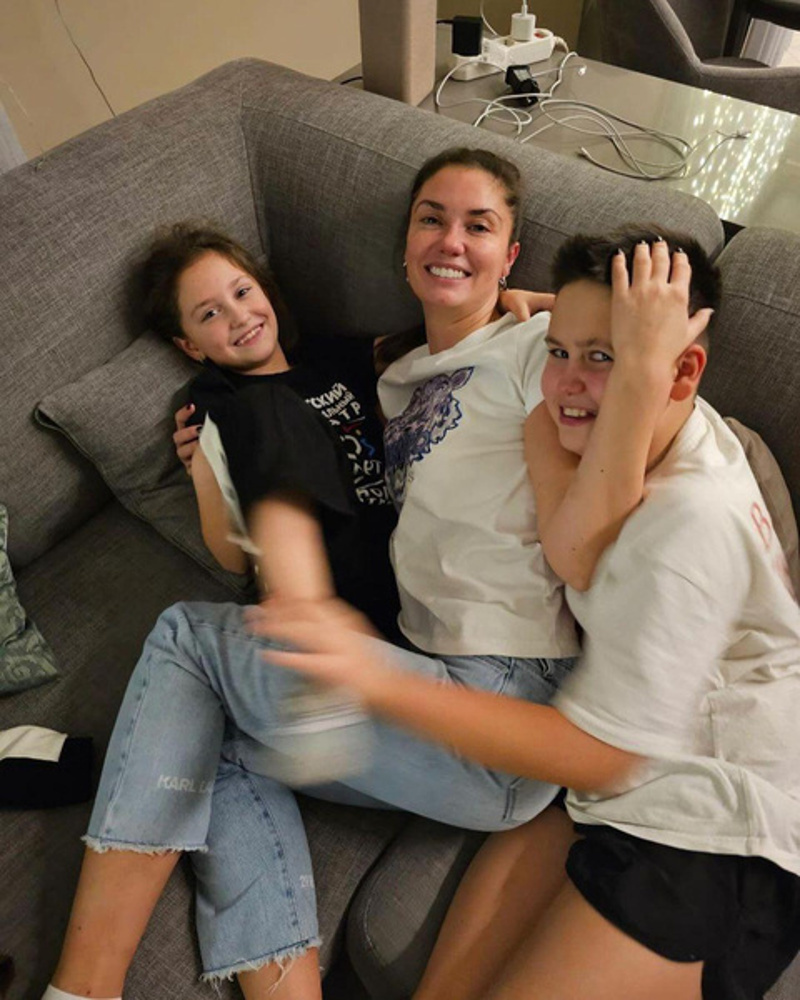 Агата с детьми