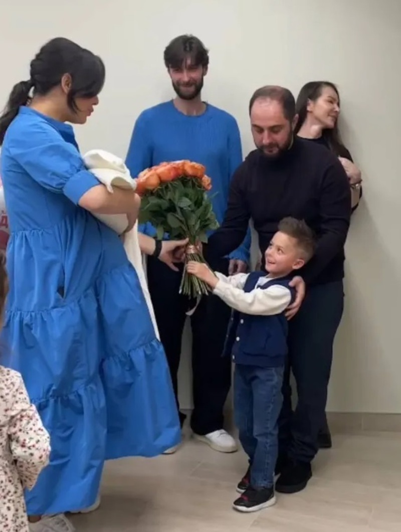 Марина Кравец в кругу родных