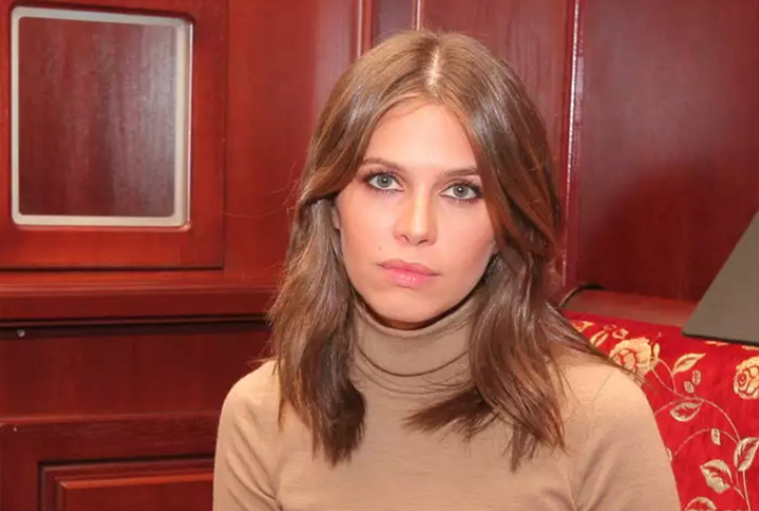 Экс-супруга Абрамовича впервые показала сына от греческого миллиардера