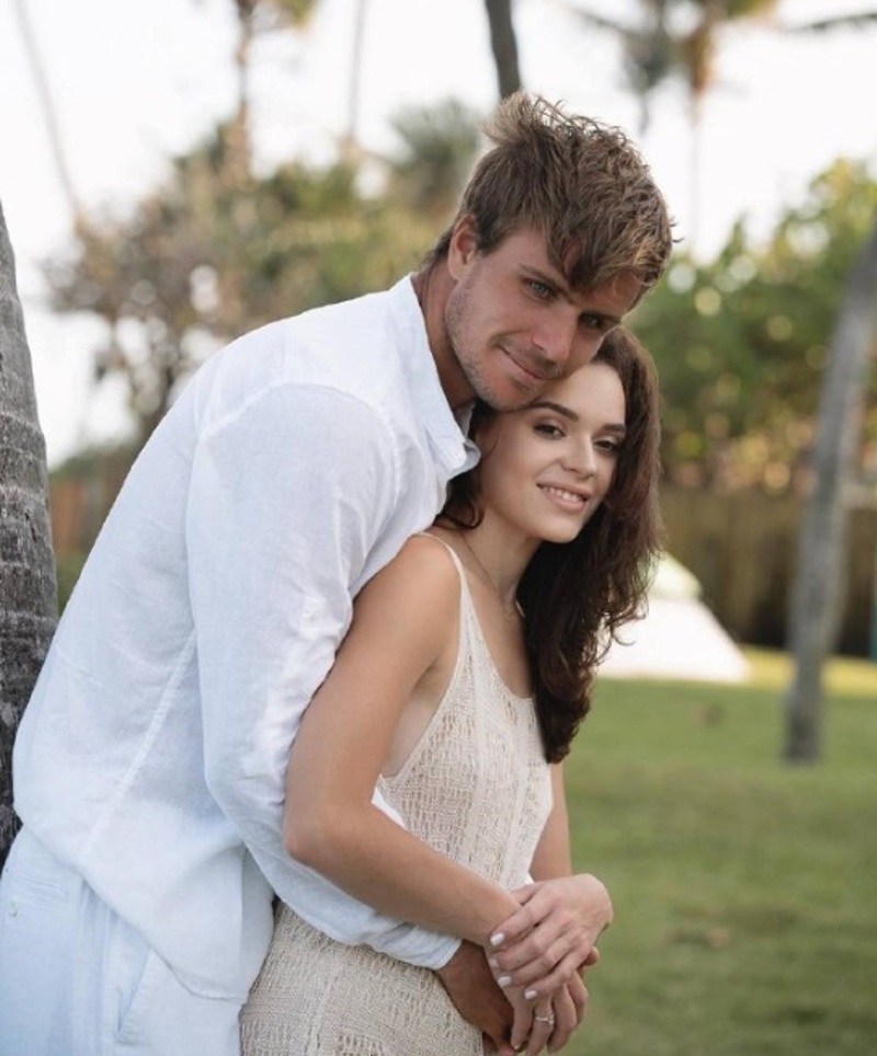 Аделина Сотникова и Дмитрий Попко