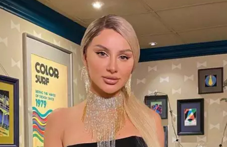 Певица Asti сообщила о приостановке концертной деятельности