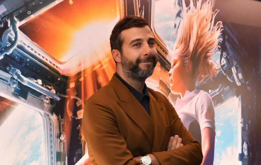 Иван Ургант трогательно поздравил жену в соцсети: «Я не могу без тебя»