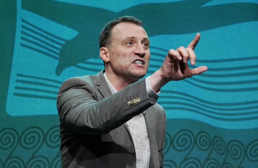 Анатолий Белый