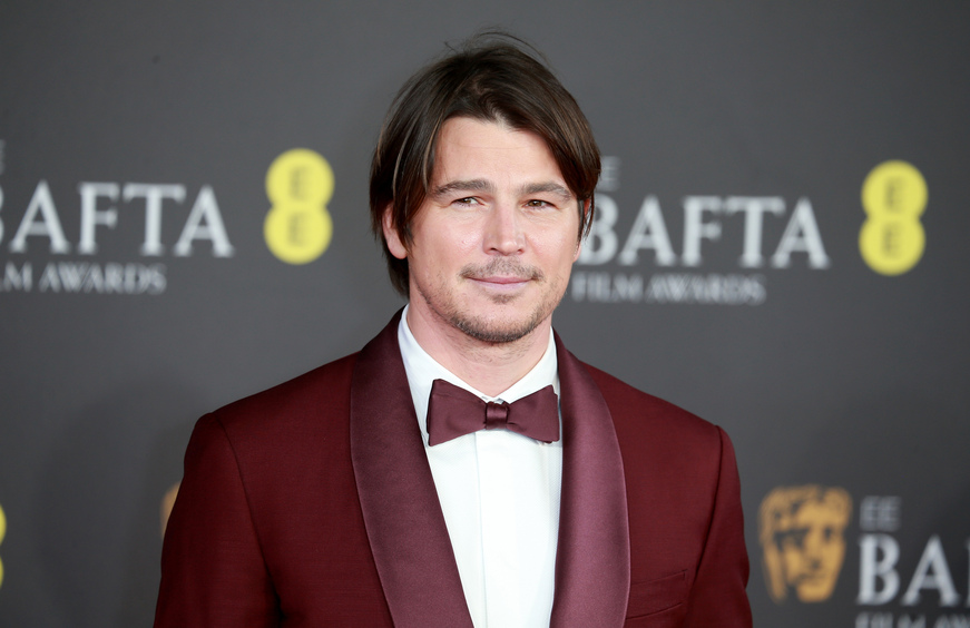 Джош Хартнетт