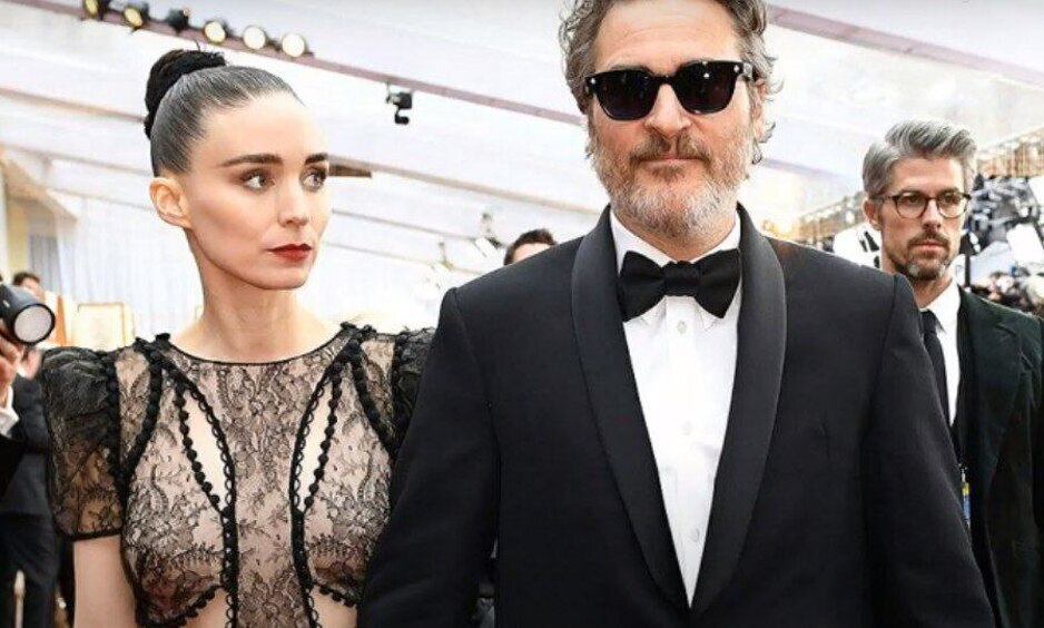 РУНИ МАРА И ХОАКИН ФЕНИКС