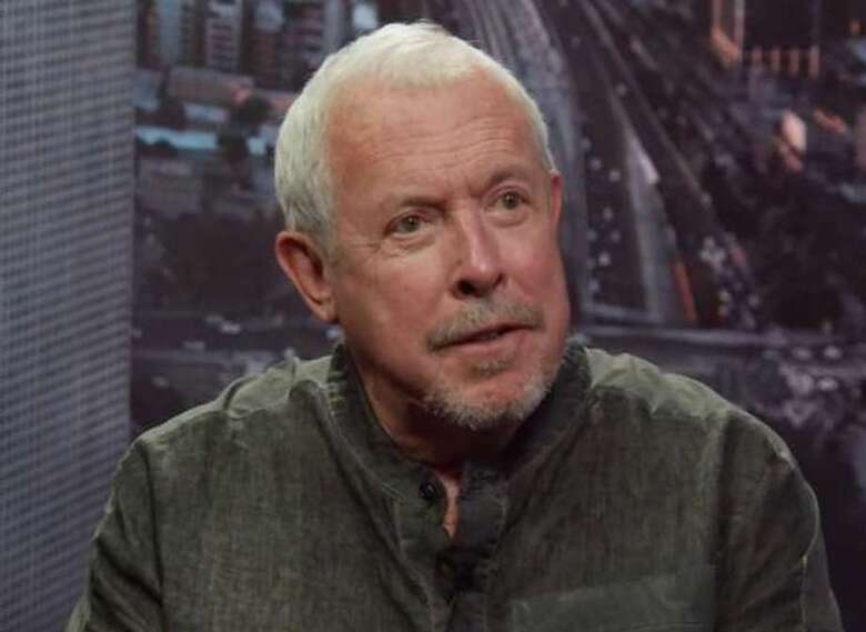 АНДРЕЙ МАКАРЕВИЧ