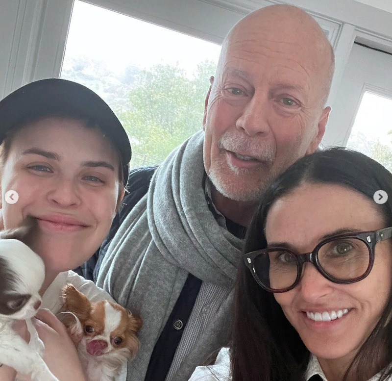 Деми Мур и Брюс Уиллис с дочерью