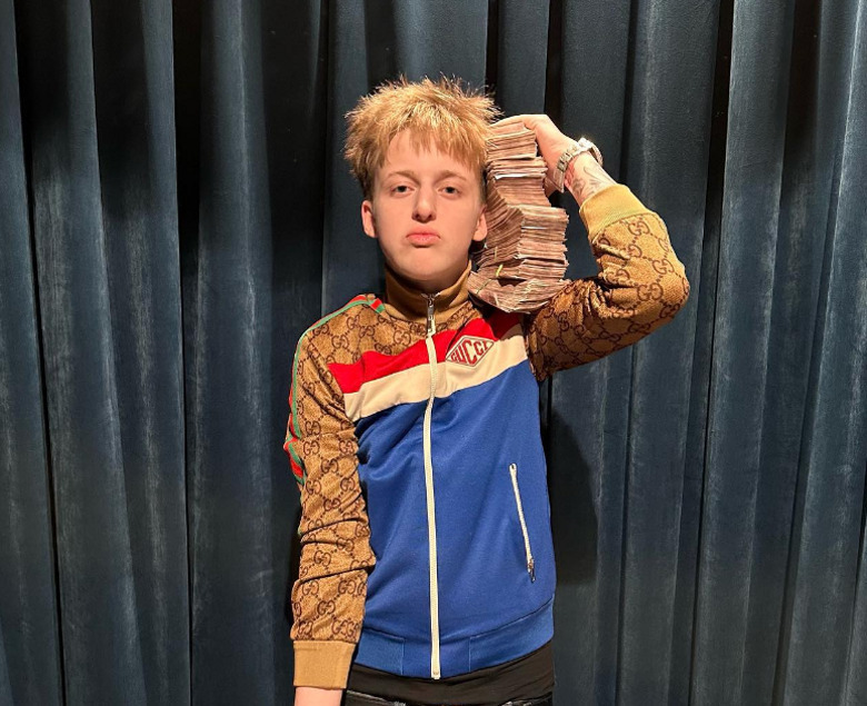 Концерт рэперов закончился массовой дракой с поножовщиной