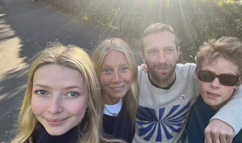 Гвинет Пэлтроу с экс-супругом и детьми