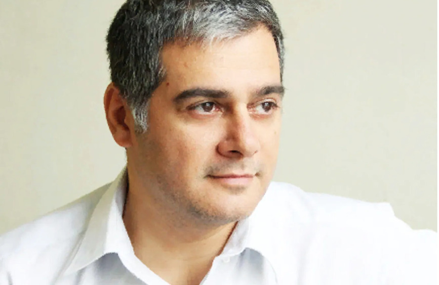 Посреди белого дня: в центре Москвы ограбили главного дирижера Театра Наций