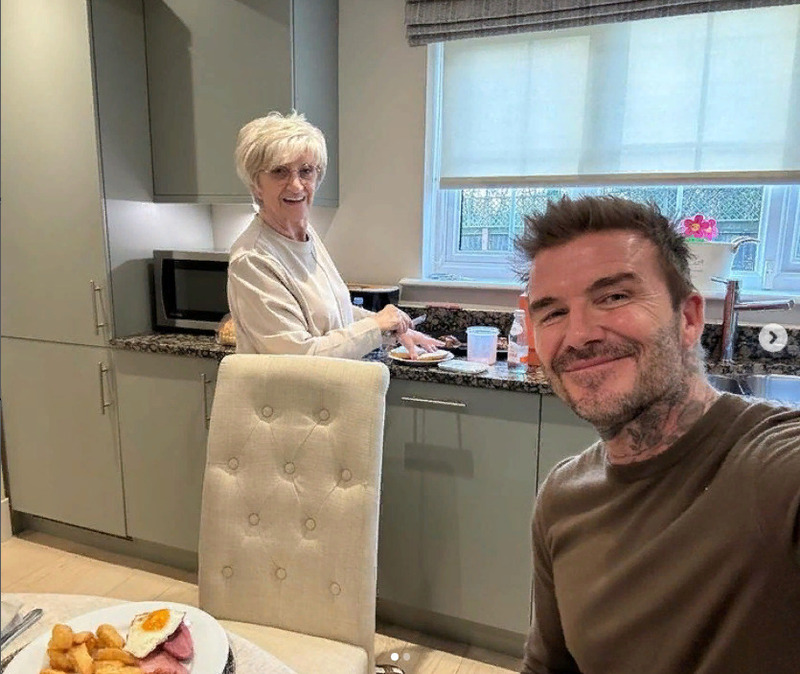 Дэвид с матерью