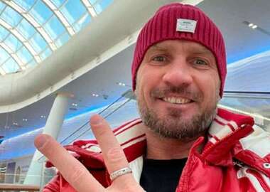 РОМАН КОСТОМАРОВ