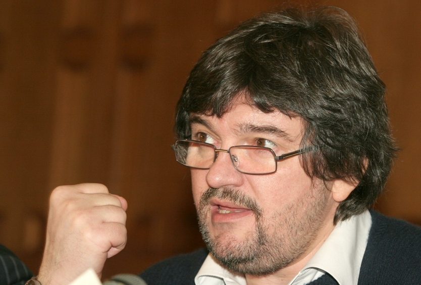 Андрей Константинов